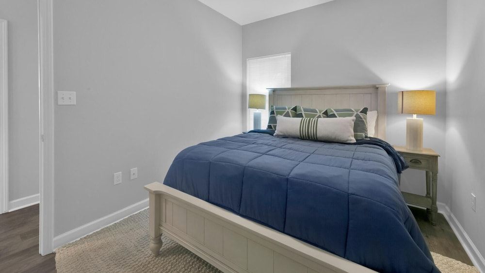 House, Multiple Beds (Luna Sea)