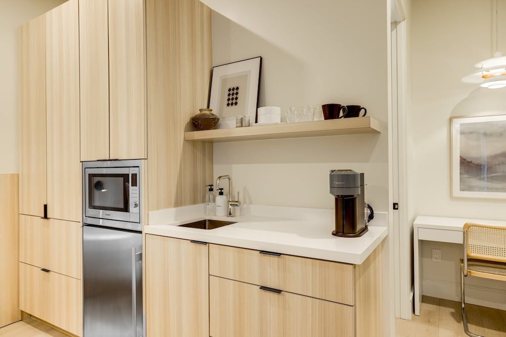 Casa De La Vina Premier Studio, 1 Queen Bed 13