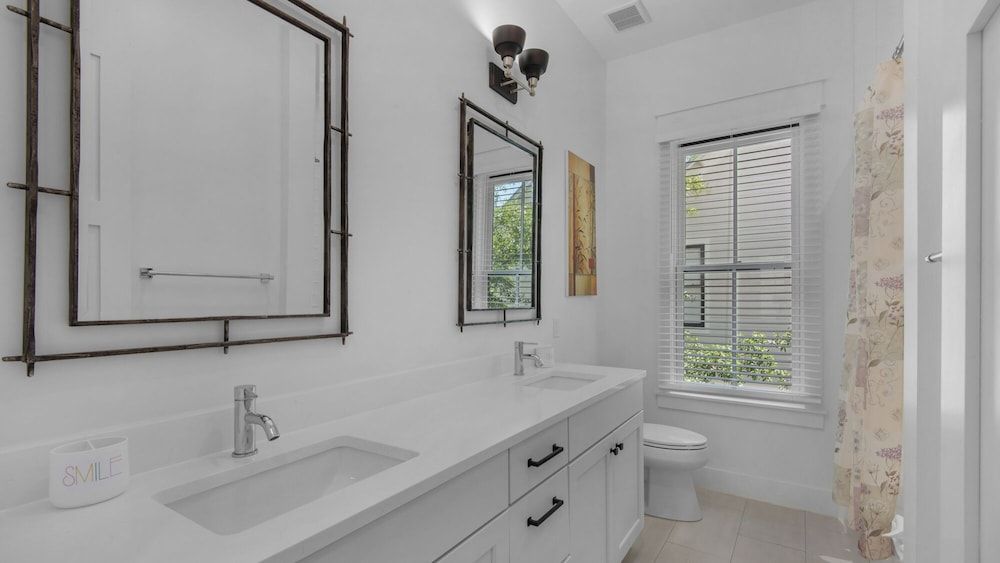 3br/2.5ba, Sleeps 8, Private Beach Access! House, Multiple Beds, Patio, Garden View (Haven By The Sea) 12