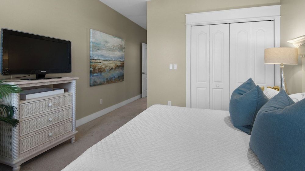 Condo, Multiple Beds, Balcony, Ocean View (Monterey Condos B402)
