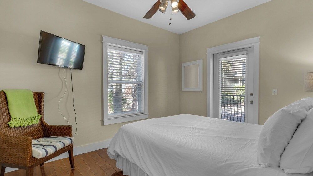 House, Multiple Beds, Kitchen, Garden View (Pilot House 221)