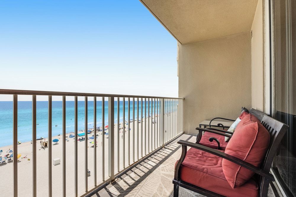 Tidewater Condo, Multiple Beds, Balcony, Ocean View (Tidewater 403) 9