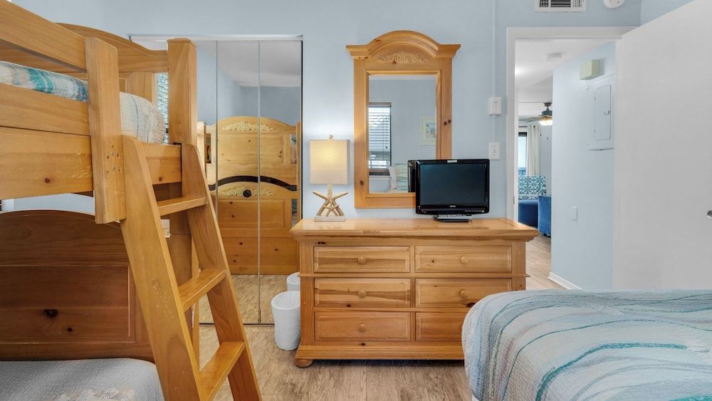 Beachside Condominiums Condo, Multiple Beds, Balcony, Ocean View (Beachside Condo 5) 14