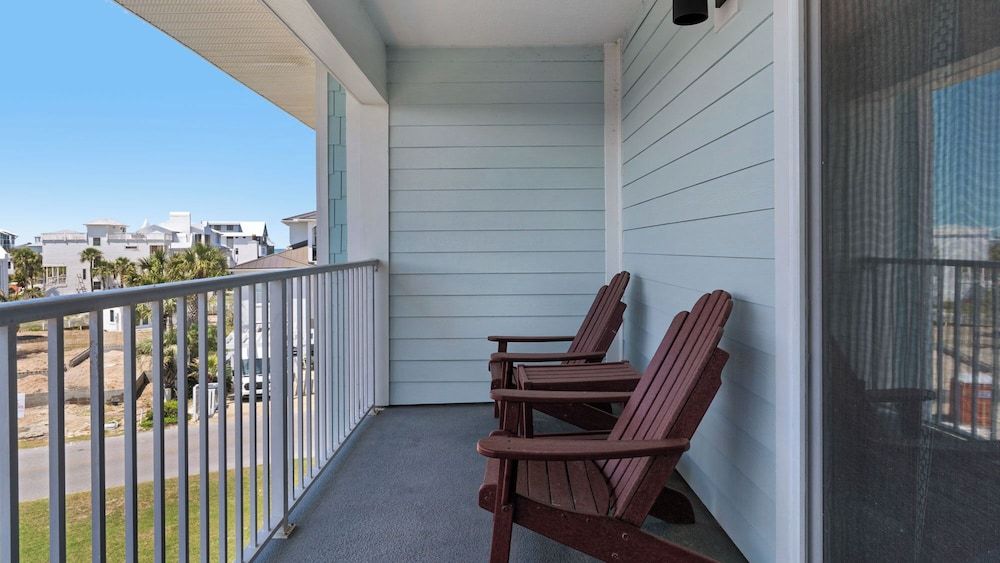 Beachside Villas - Steps From the Gulf, Gulf Views, 2 Pools - Sleeps 8 Condo, Multiple Beds, Balcony, Garden View (Beachside Villas 132) 9