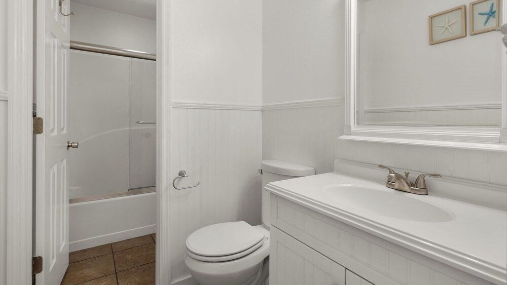 Beachside Villas - Steps From the Gulf, Gulf Views, 2 Pools - Sleeps 8 Condo, Multiple Beds, Balcony, Garden View (Beachside Villas 132) 14