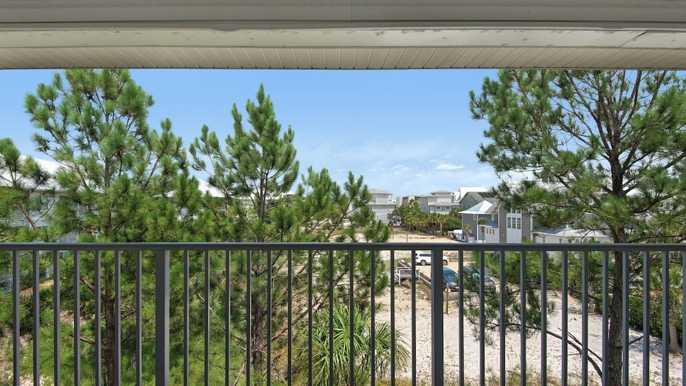 Beachside Villas - Steps From the Gulf, Gulf Views, 2 Pools - Sleeps 8 Condo, Multiple Beds, Patio, Garden View (Beachside Villas 733) 9