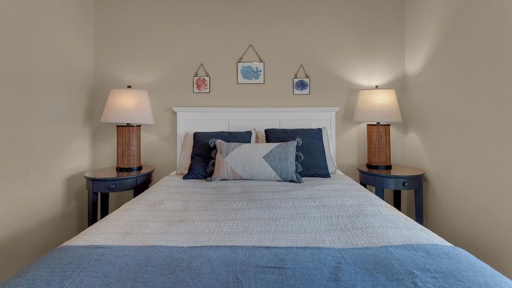 Beachside Villas - Steps From the Gulf, Gulf Views, 2 Pools - Sleeps 8 Condo, Multiple Beds, Patio, Garden View (Beachside Villas 733)