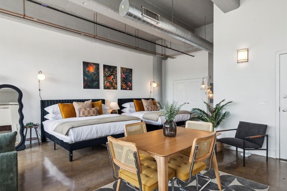 Storehouse Lofts Comfort Studio 4