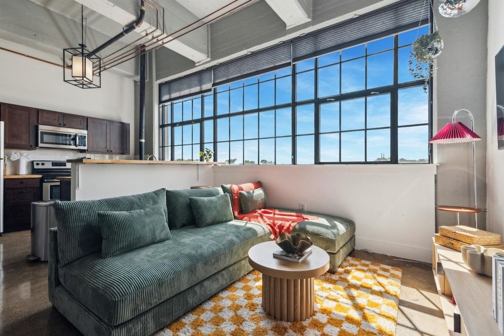 Storehouse Lofts Comfort Studio 8