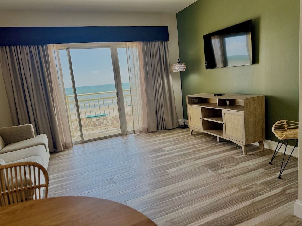 Montego Bay Resort Panoramic Suite, Ocean View 5