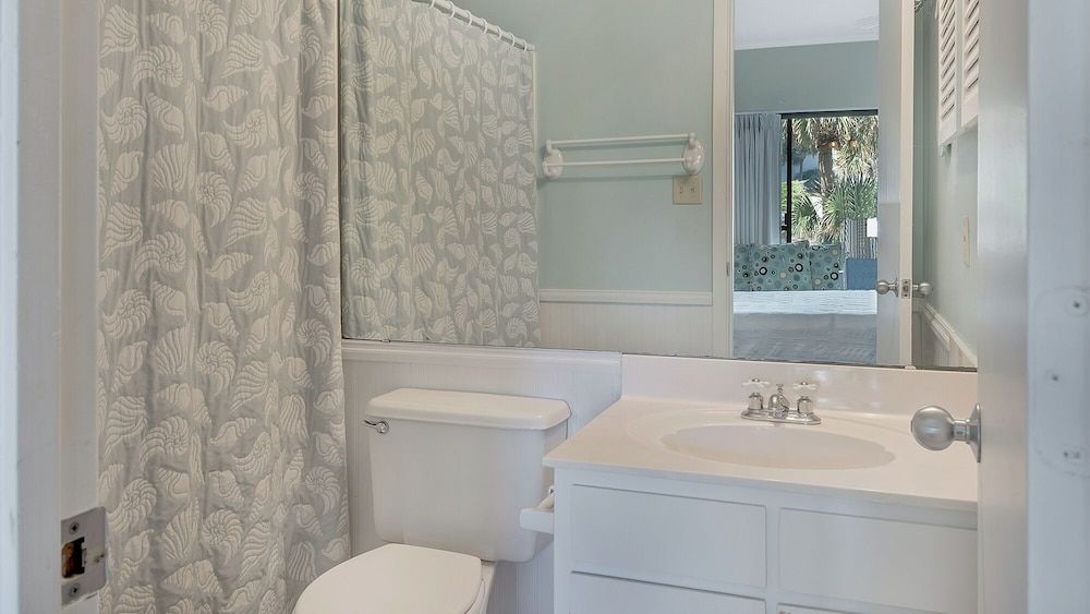 Emerald Hill Studio, Multiple Beds, Patio, Garden View (Emerald Hill 19) 6