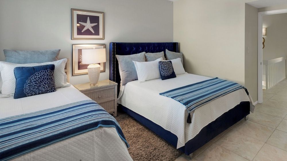 Emerald Hill Townhome, Multiple Beds, Patio, Ocean View (Emerald Hill 36) 4