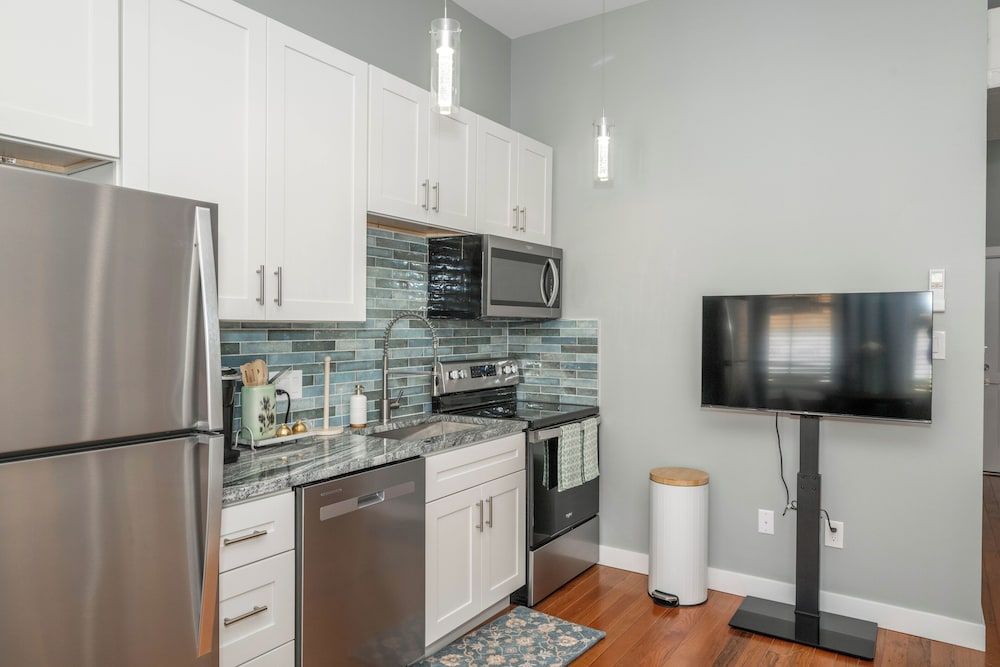 Findlay Market Suite 2