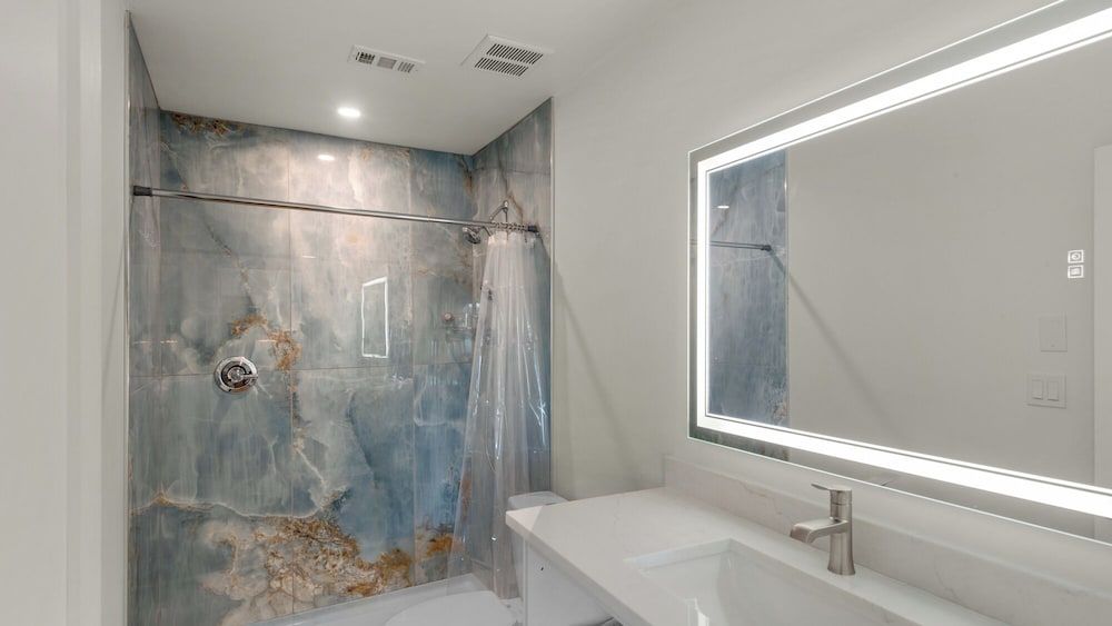 Hidden Beach Villas Studio Suite, 1 Queen Bed with Sofa bed, Balcony, Garden View (Hidden Beach 219) 7