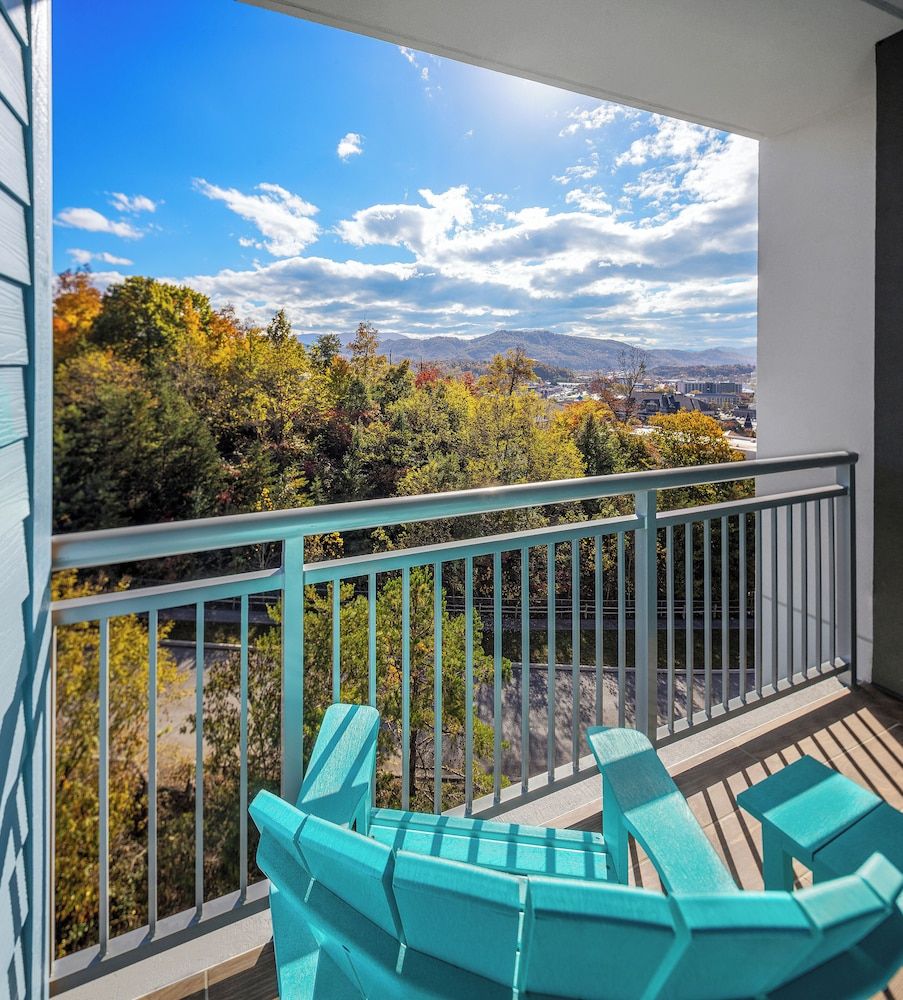 Compass Hotel by Margaritaville Standard Room, 2 Queen Beds (ADA) 3