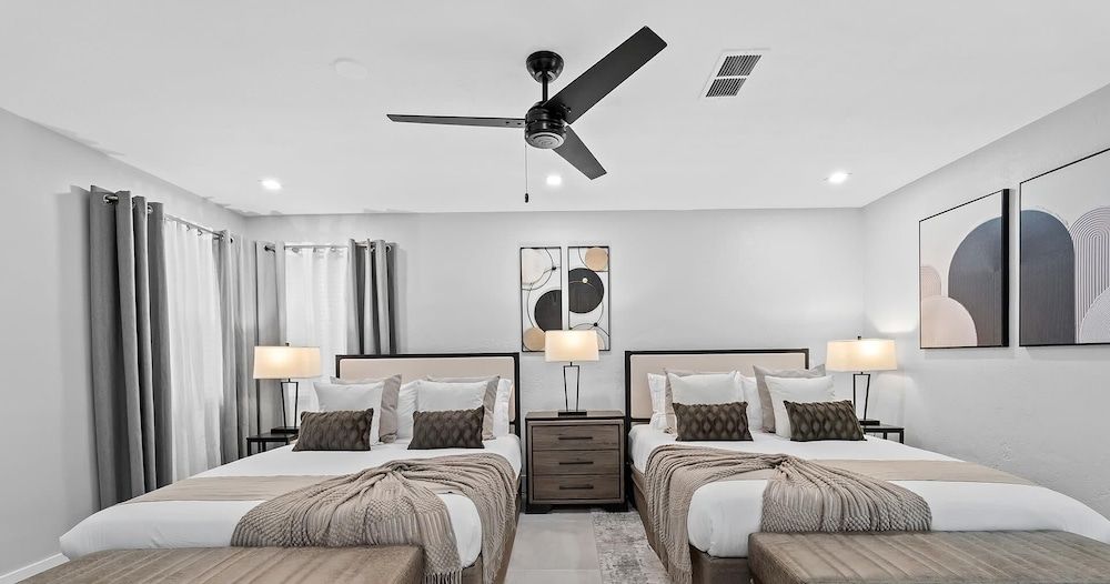 Studio (Multiple Bedrooms)