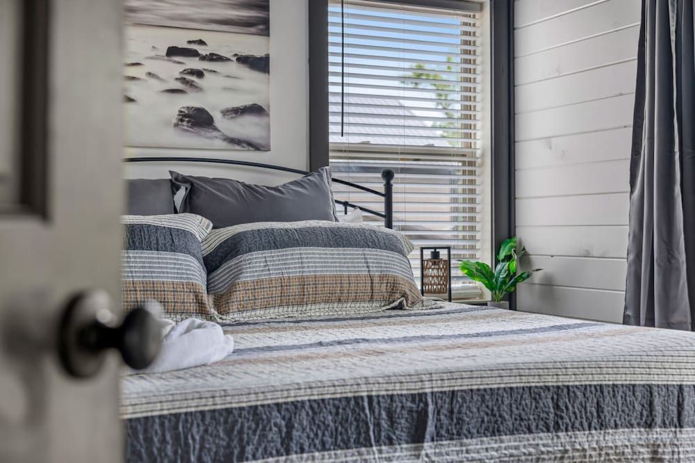 Luxury Cabin, Mountain View