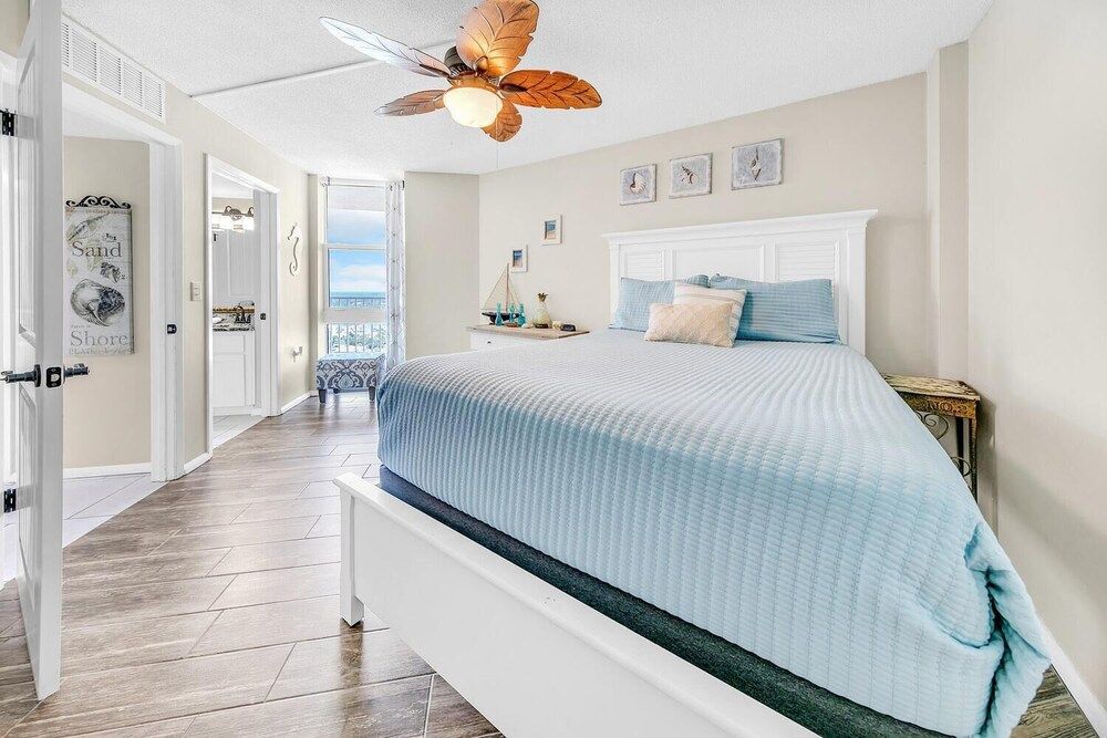 Condo, Multiple Beds (Dunes of Panama 2104E)