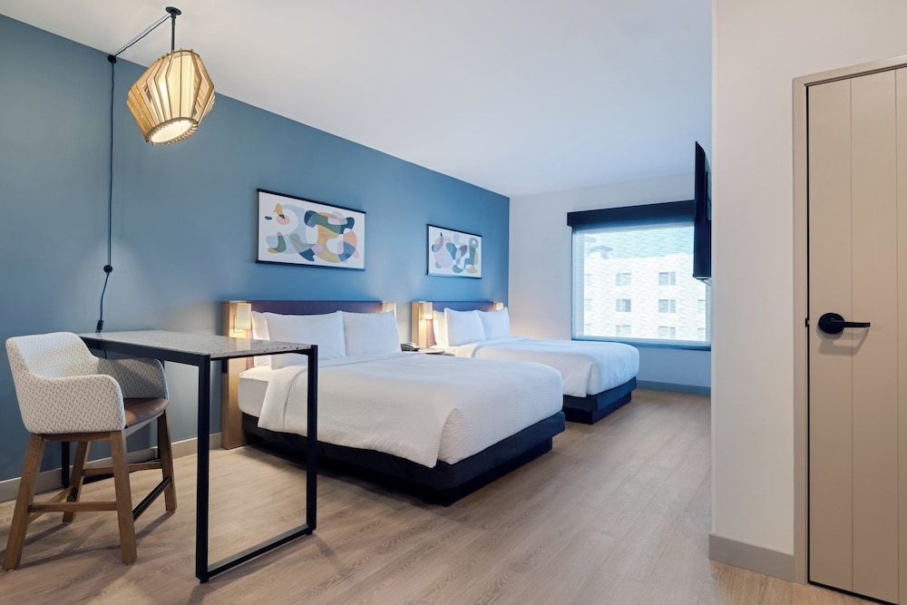 Atwell Suites Kansas City Airport by IHG Studio Suite, 2 Queen Beds, Mobility Accessible (Communications, Mobility, Access Tub) 2