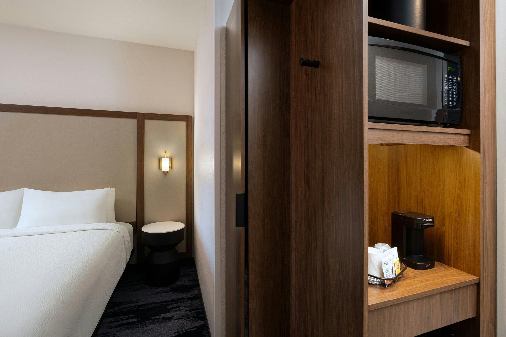 Standard, Suite, 1 King, Sofa bed