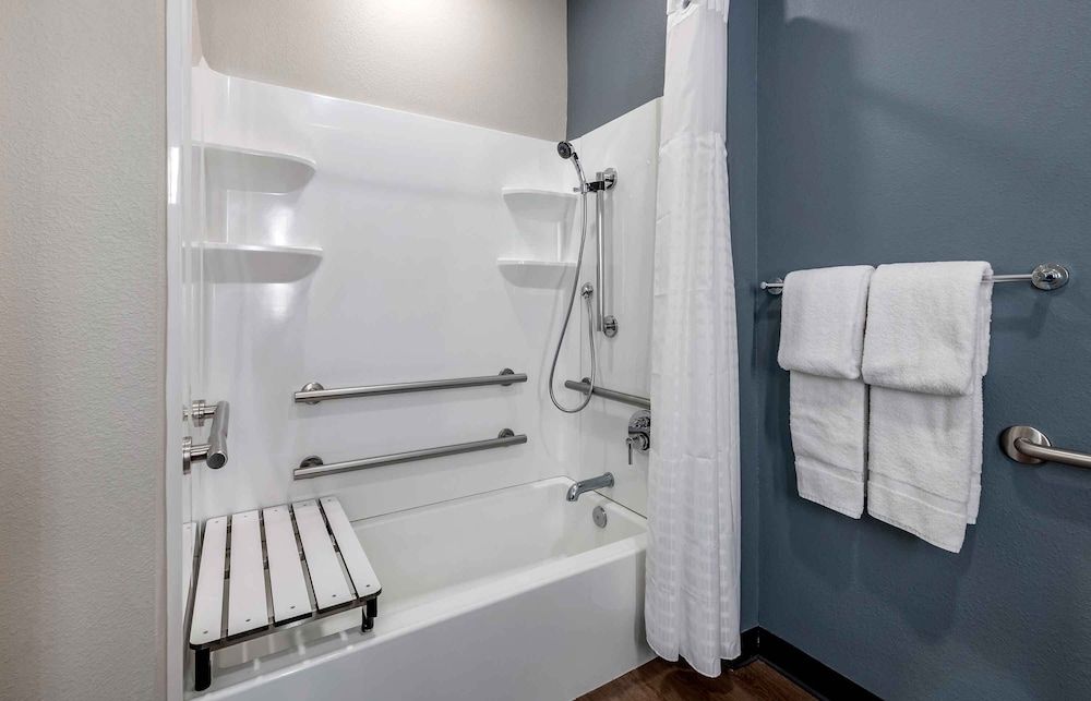 Extended Stay America Premier Suites - Harrisonburg Standard Studio, 2 Queen Beds, Accessible, Non Smoking 7