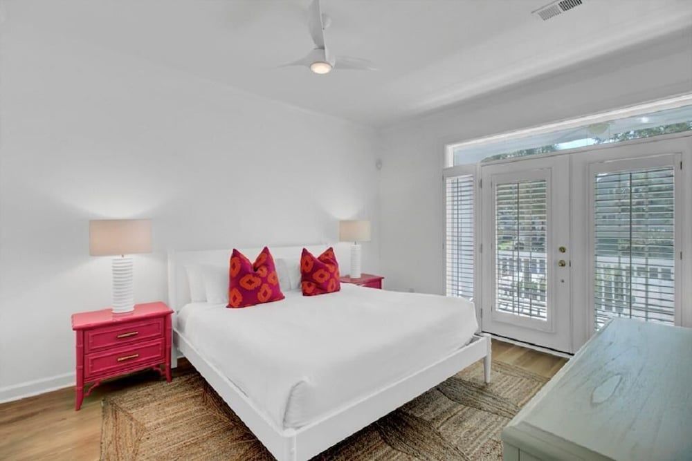 House, Multiple Beds (Yacht Harbor Court 30 by Wild Dunes, )