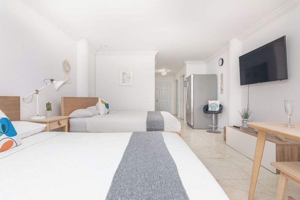 Boutique Apartments North Bay Village Panoramic Apartment 2