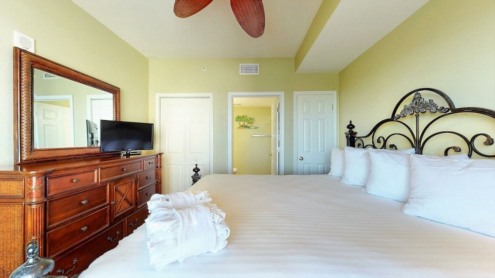 Condo, 1 Bedroom (Tidewater 2204)