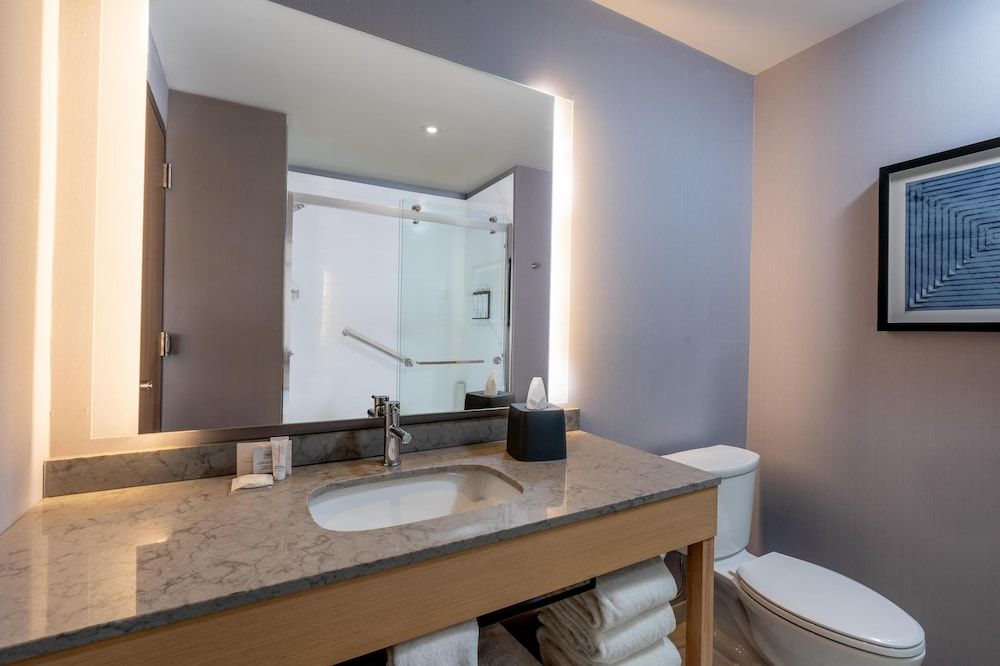 Hyatt Place Eagle Pass Room, 2 Queen Beds 3