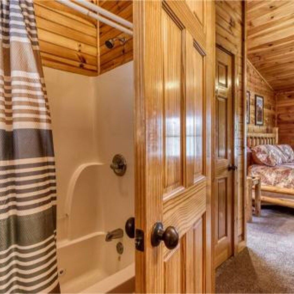 Dreams Come True With This Luxury Cabin Apartment 4