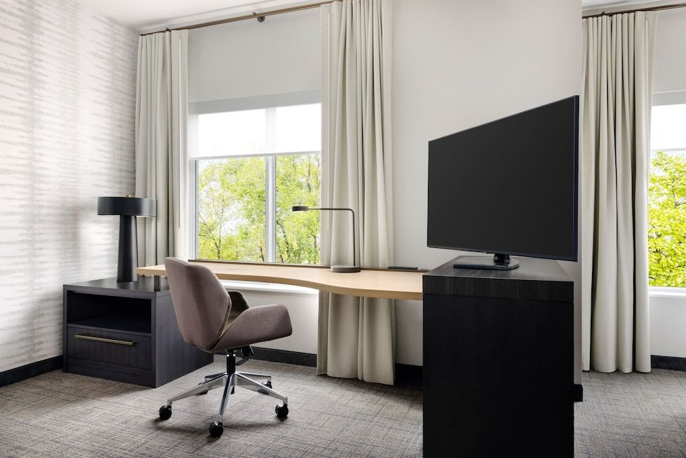 Residence Inn King of Prussia Studio Suite, 1 King Bed with Sofa bed (Mobility/Hearing Accessible, Tub) 5