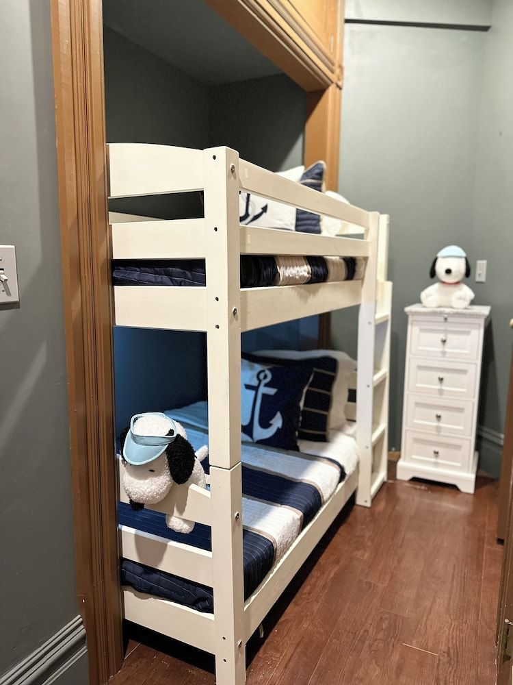 The Underwood-Hale House Signature Apartment, Garden View 4