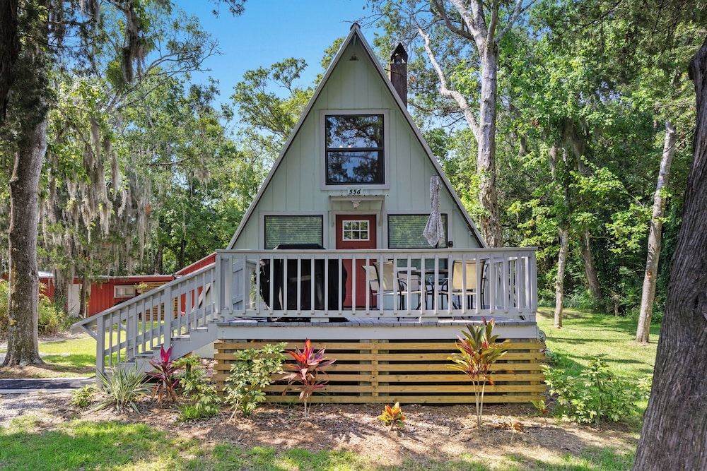 Natures Nook A-frame 2 BDR