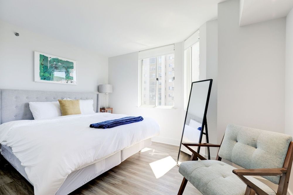 Deluxe Apartment, City View