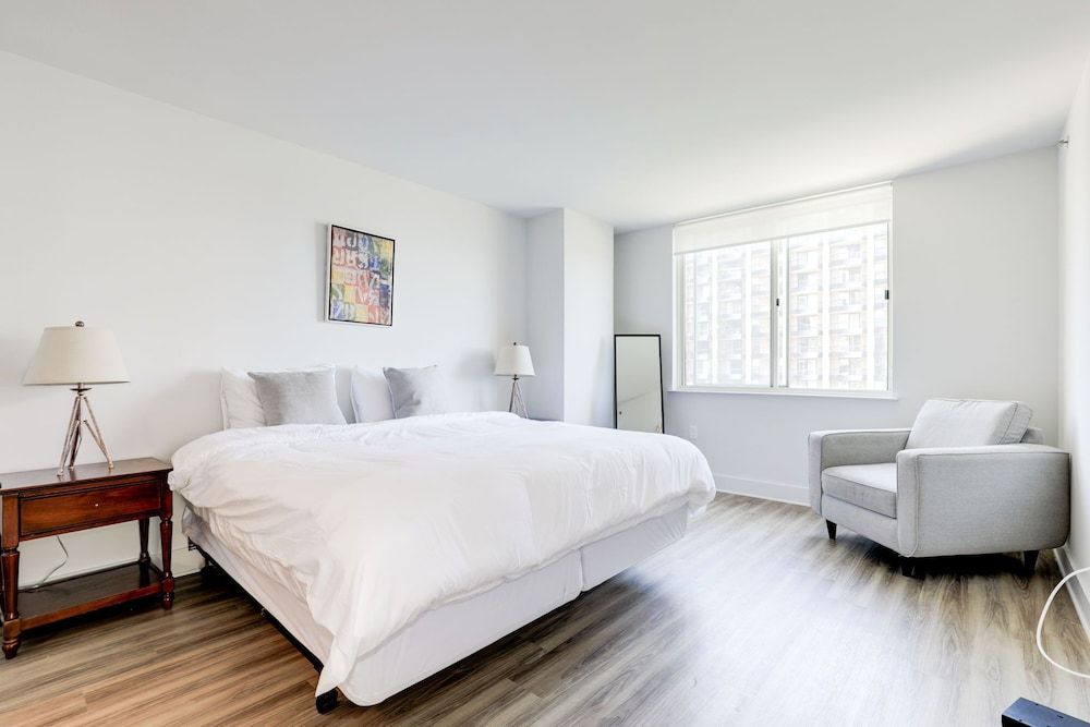Comfort Apartment, City View