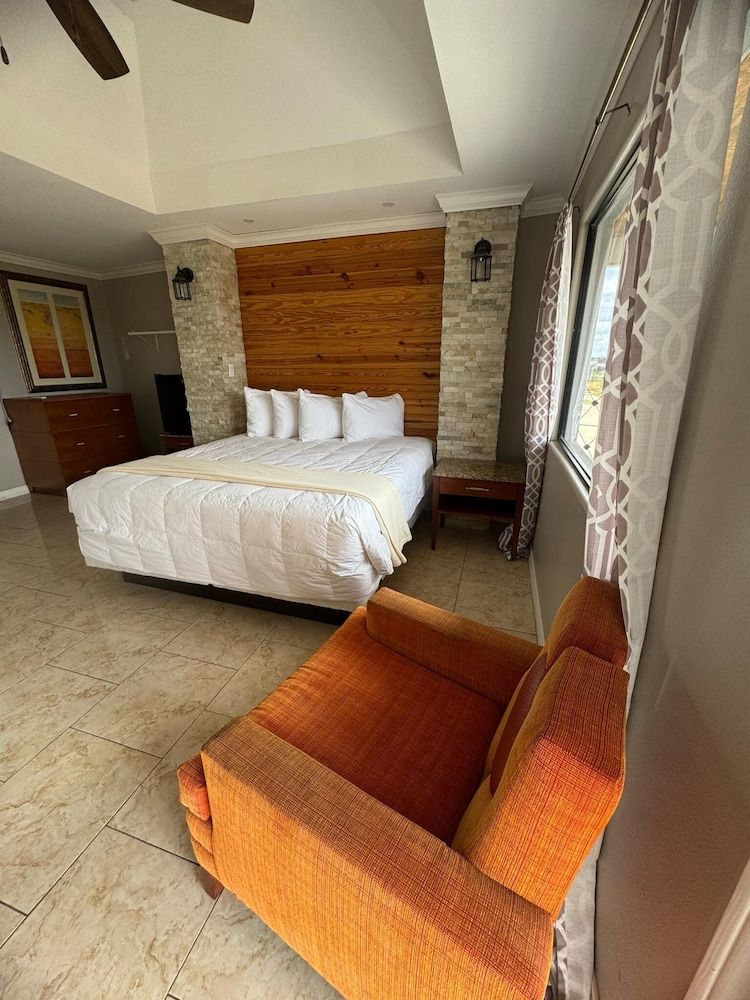 MG INN & SUITES Basic Room