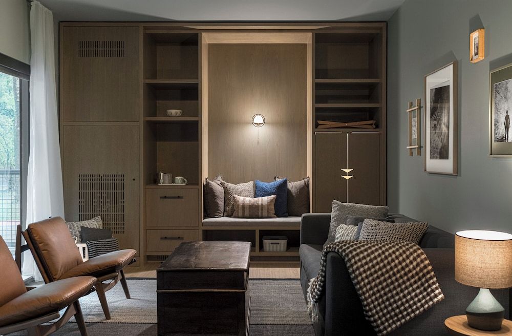 Stonebreaker Hotel Presidential Suite, 1 King Bed with Sofa bed, Mobility Accessible, Patio 11