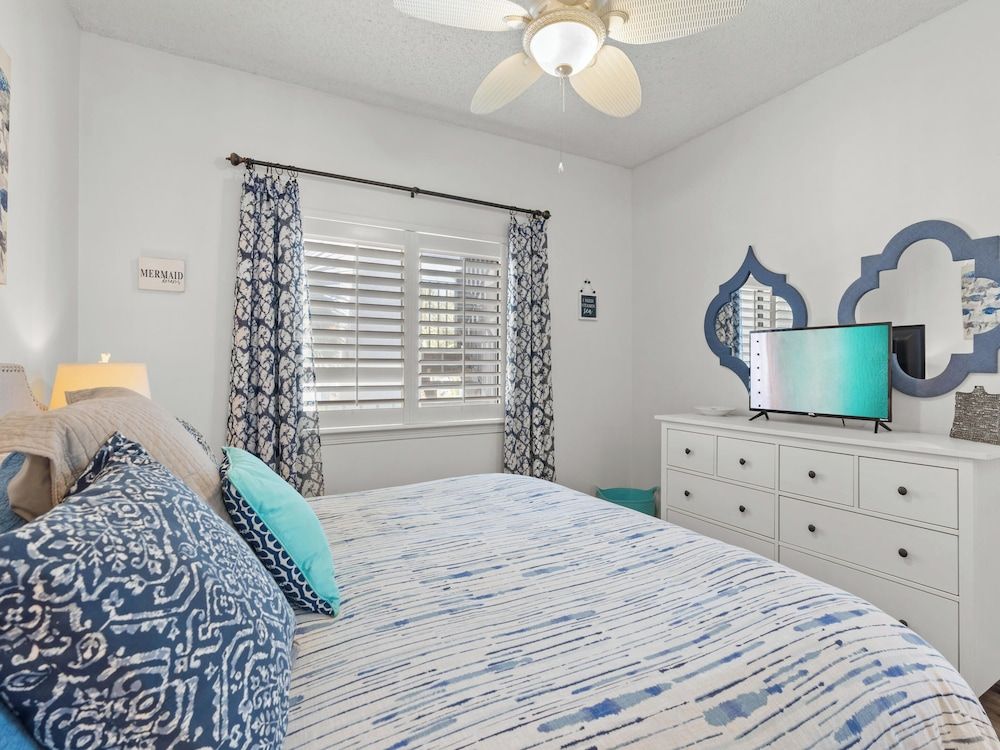 Condo, Multiple Beds, Balcony, Pool View (The Palms of Seagrove #B4)