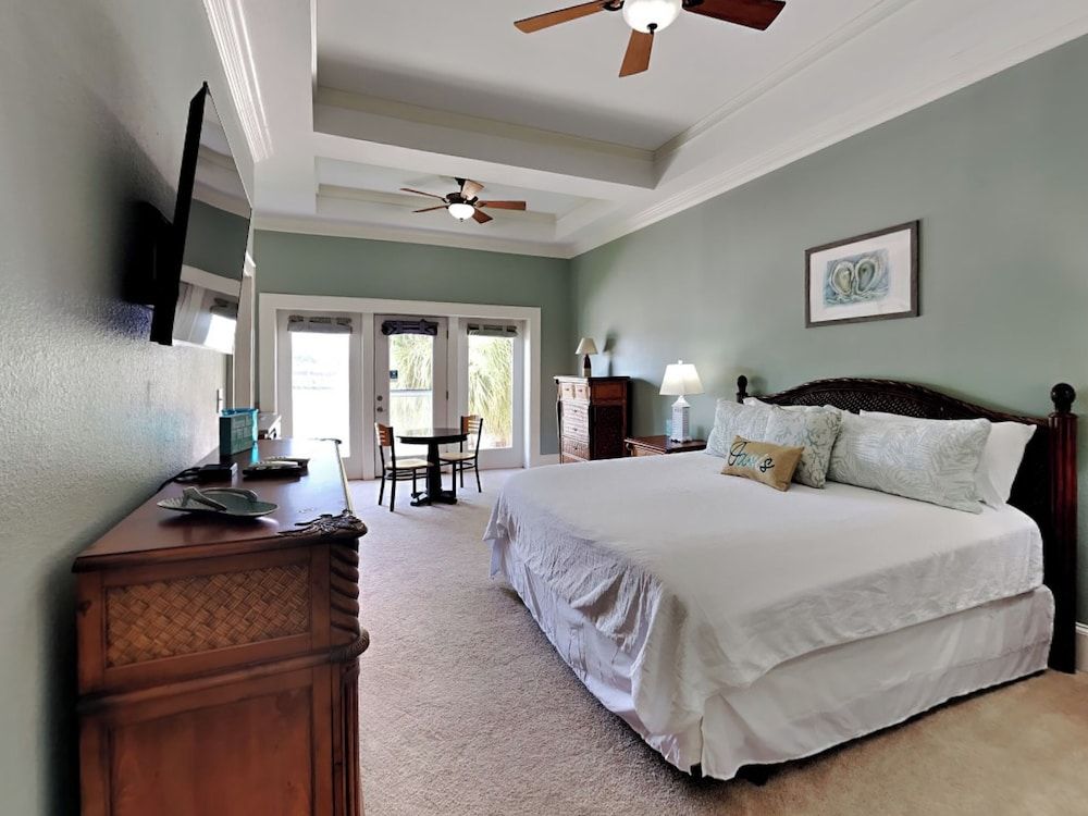 Townhome, Multiple Beds, Patio (Banana Bay Townhome #13932)