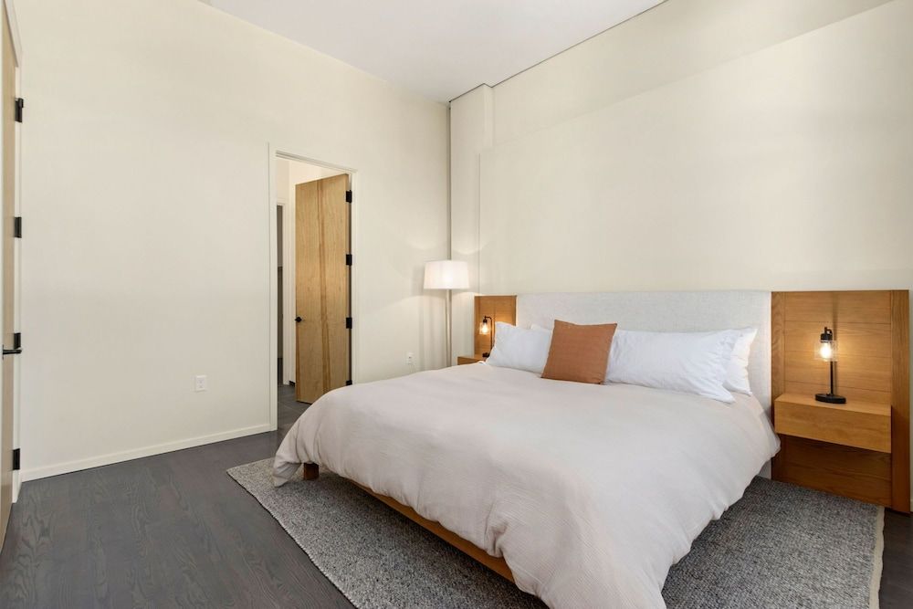 Apartment, Multiple Beds, Kitchen (249 Linden Street)