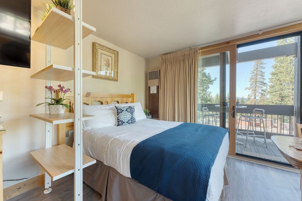 House (1 Bedroom)