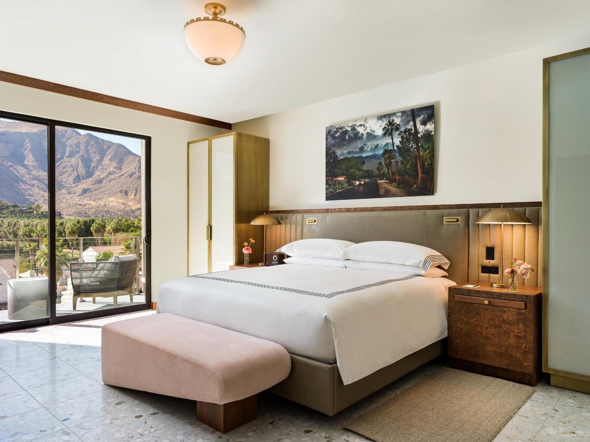 Thompson Suite
