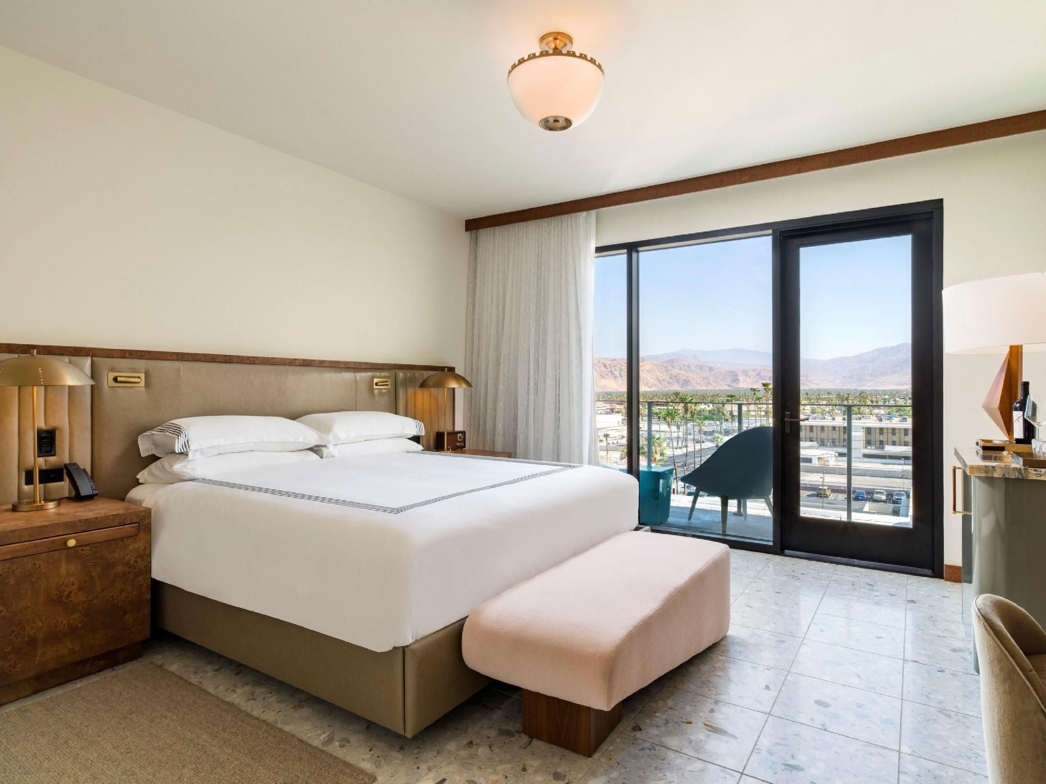 1 King Bed Upper Stories