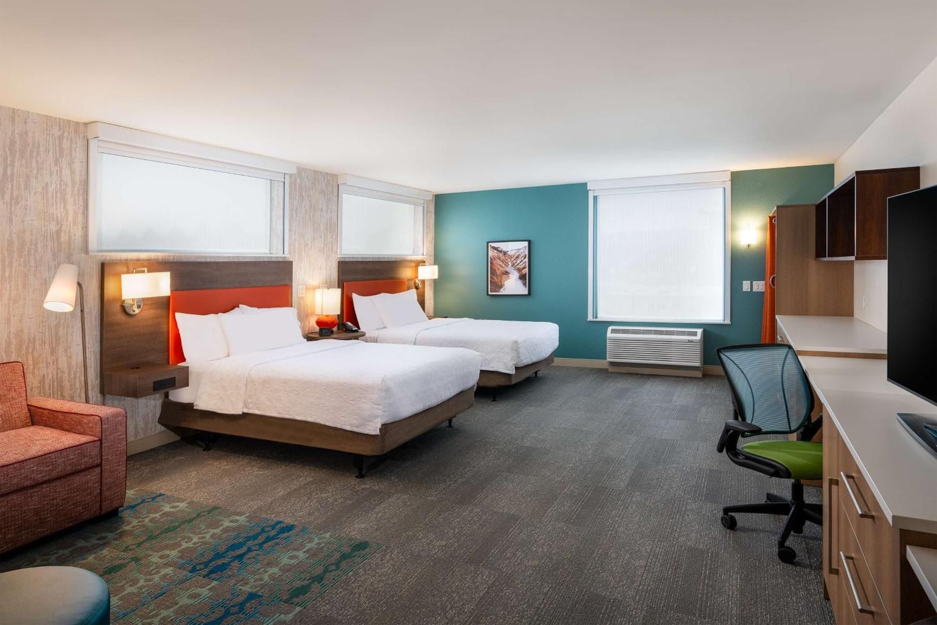 2 Queen Beds Studio Suite