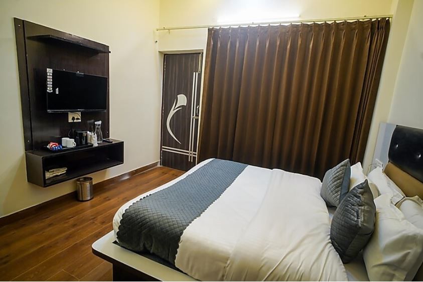 Luxeevista by Navodayans Dalhousie Deluxe Room with Mountain View 2