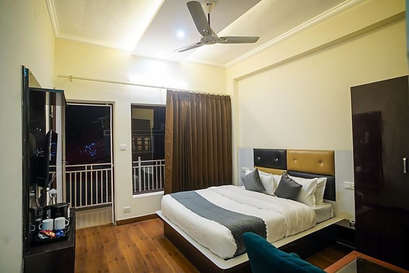 Luxeevista by Navodayans Dalhousie Deluxe Room with Mountain View