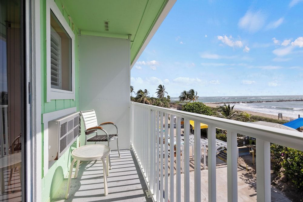 Oceanfront Inn Room, 2 Double Beds, Balcony, Ocean View (Oceanfront Inn Room #24) 3