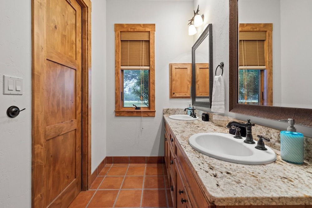 Private Ranch - Pool, Ping Pong, Yoga, Weddings, Games House, Multiple Beds, Private Pool, Garden View 35
