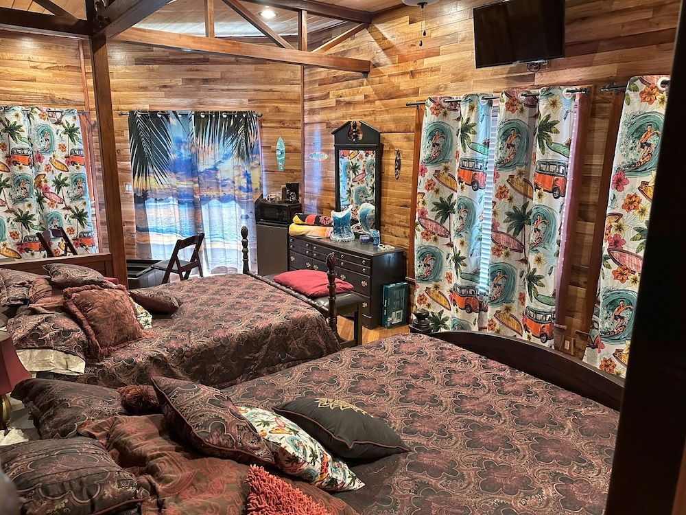 Hawaii Magic Skies Farmstay Luxury Quadruple Room, Multiple Beds, Ocean View 2