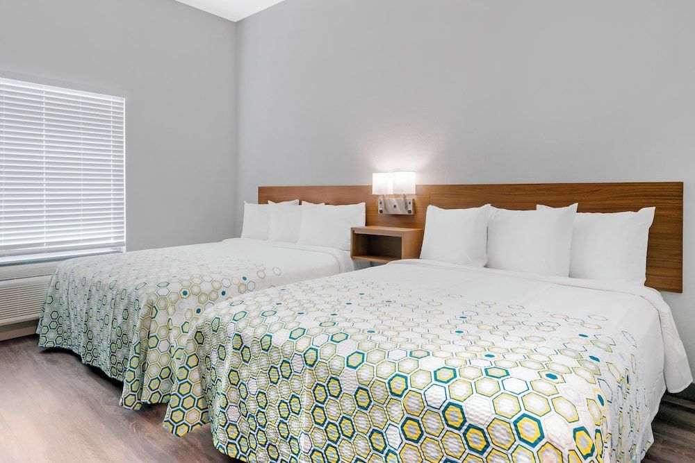 Studio, 2 Queen Beds, Accessible, Non Smoking